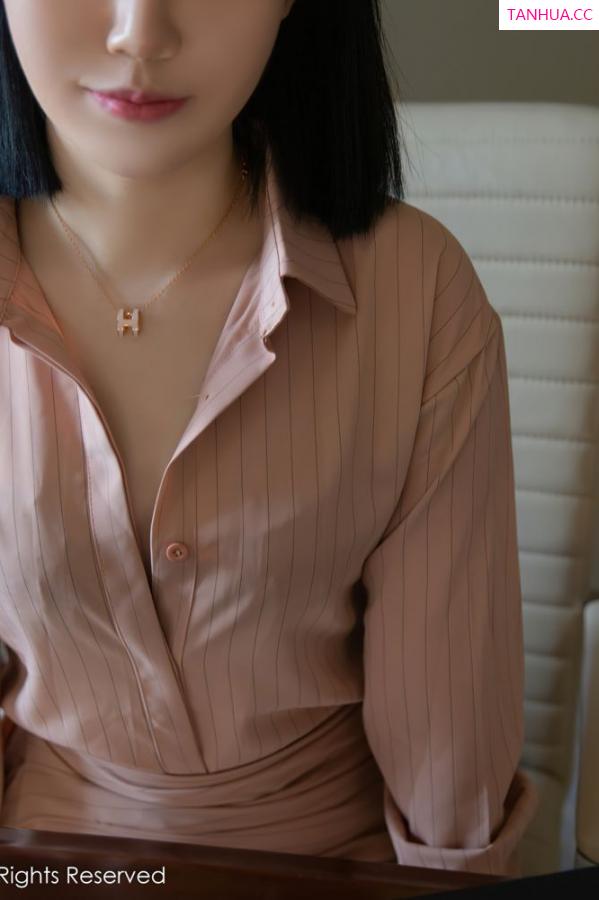 一颗甜蛋黄a  [XiuRen]高清写真图 2021.12.28 No.4393 一颗甜蛋黄a第5张图片